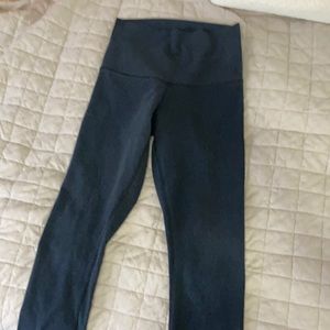 Soft fabric navy lululemon leggings sz 6
